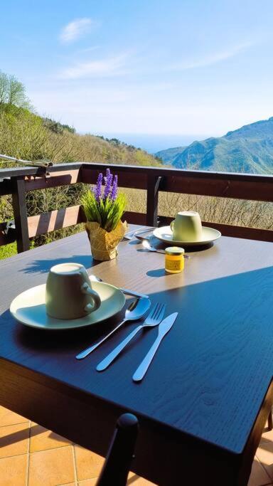 Apartamento Bee Freeride Bikers House Magliolo Exterior foto